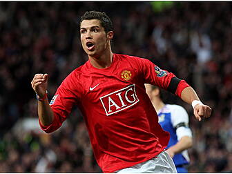 Ronaldo move to Man U is confi...